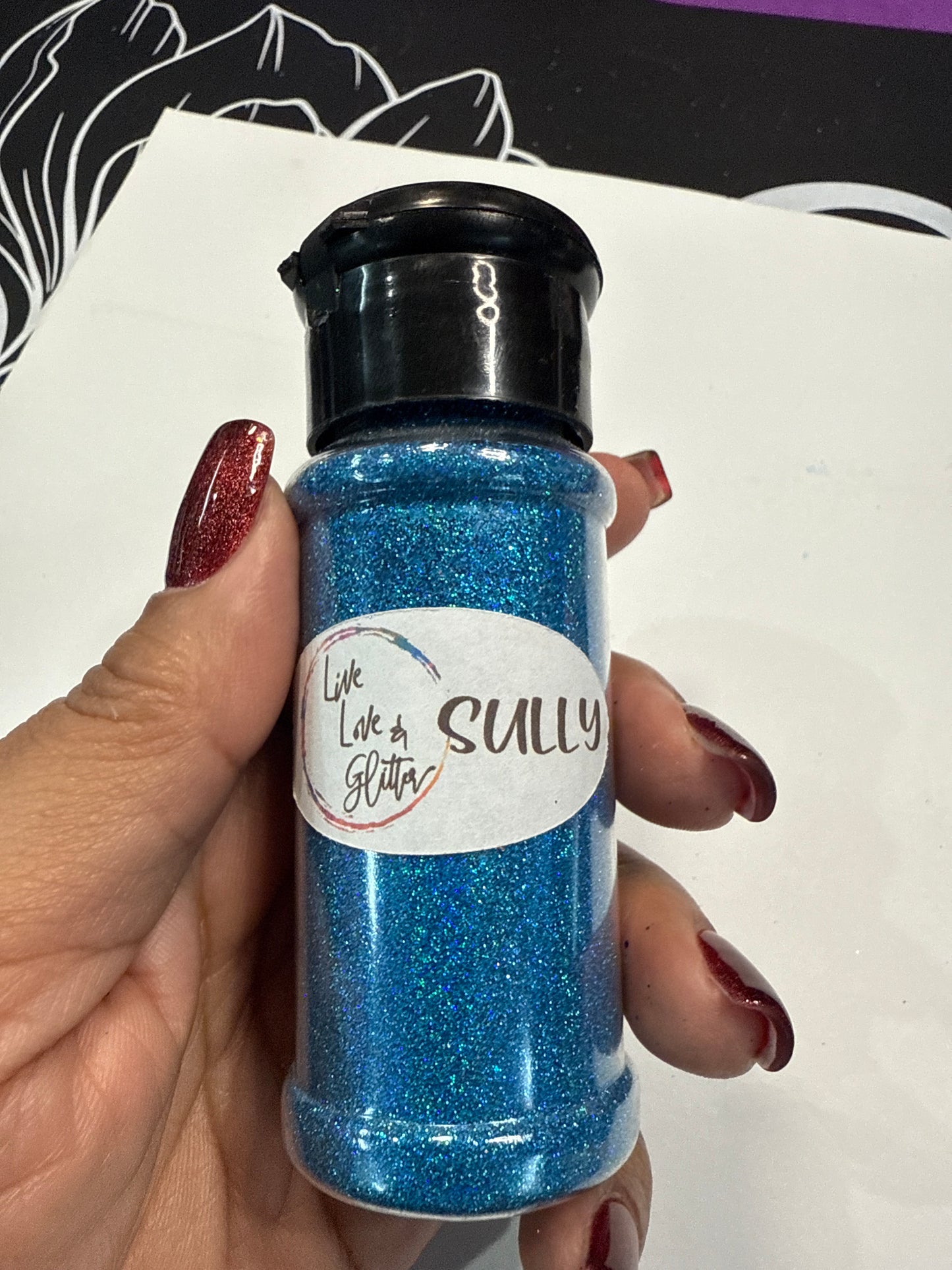 Live Love & Glitter - Sully