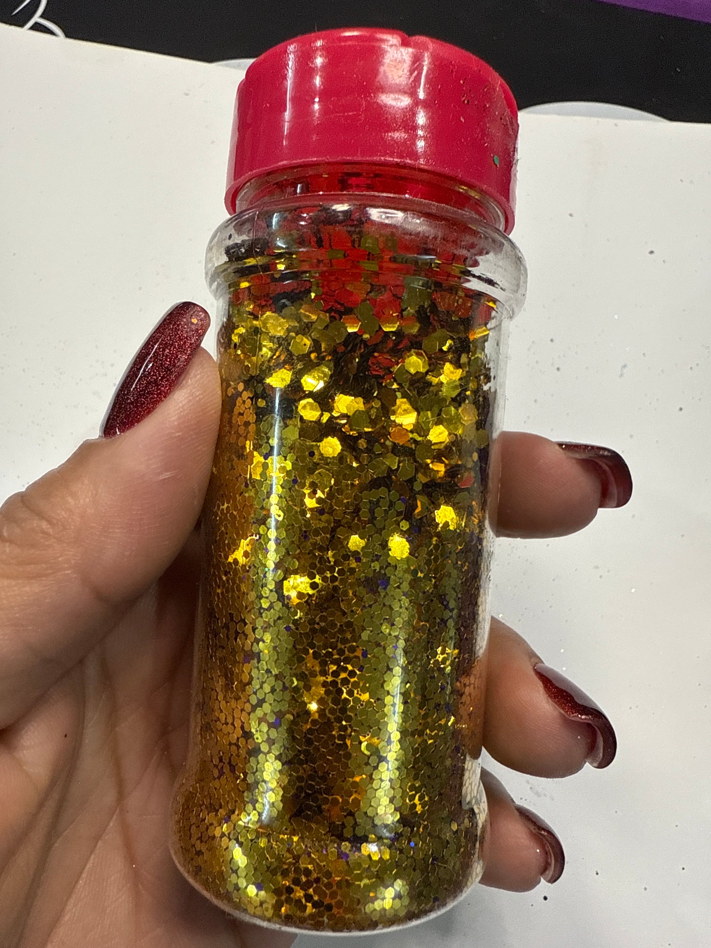 The Glitter Guy - Lannister Gold