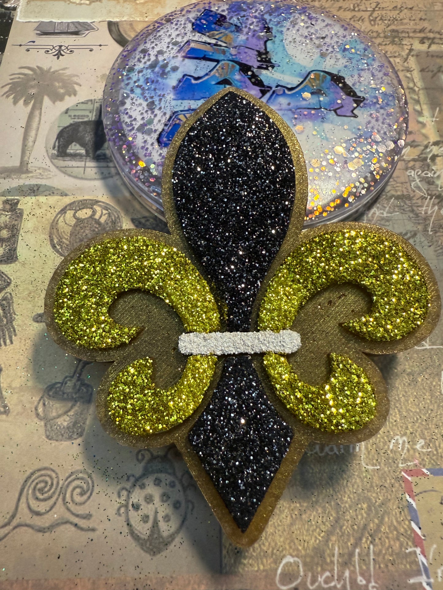 RTS - Fleur De Lis - Scent: Unknown