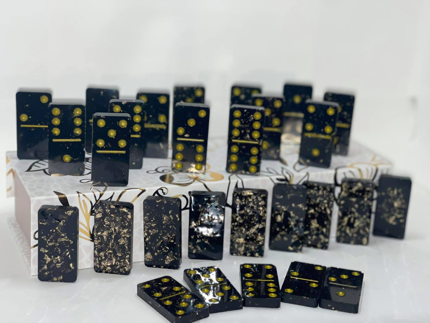 Resin Double 6 Domino Set