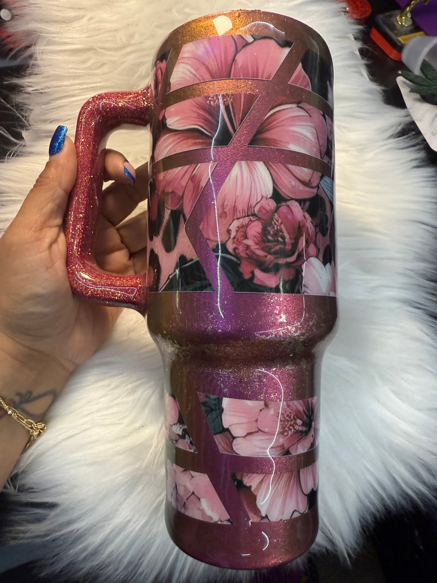 AUCTION 55 - 40oz Rose Tumbler
