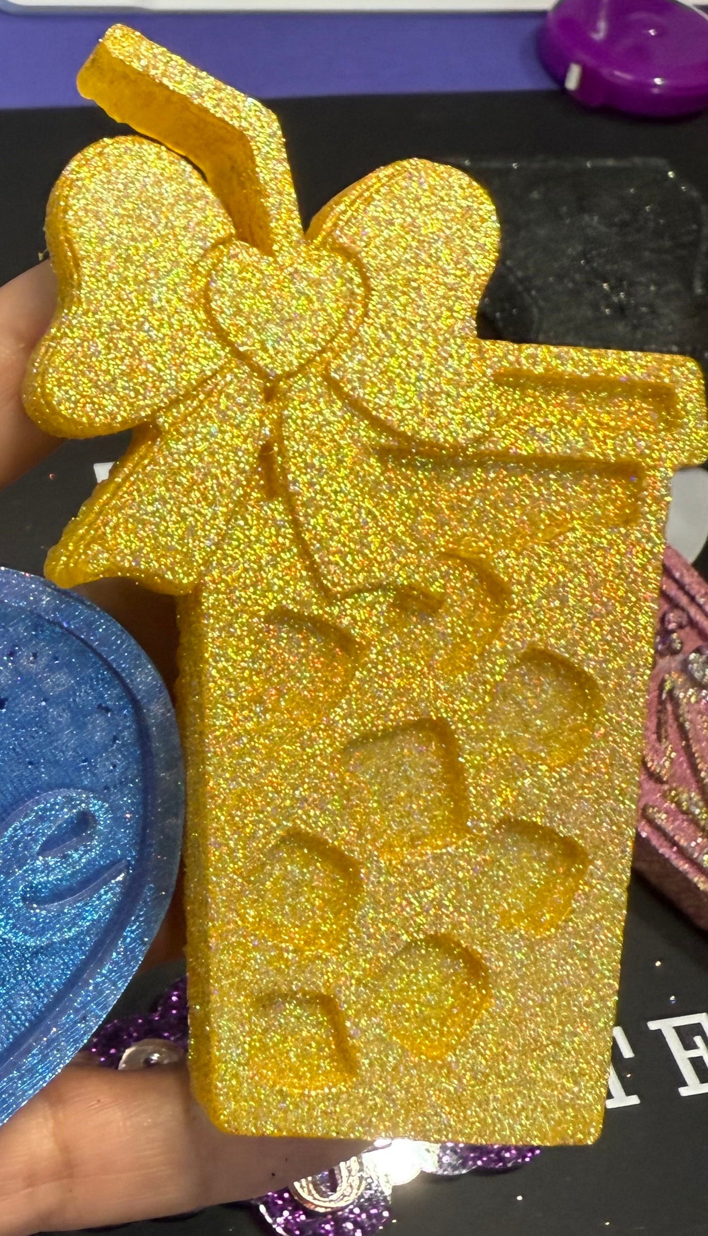 Latte with Bow Freshie