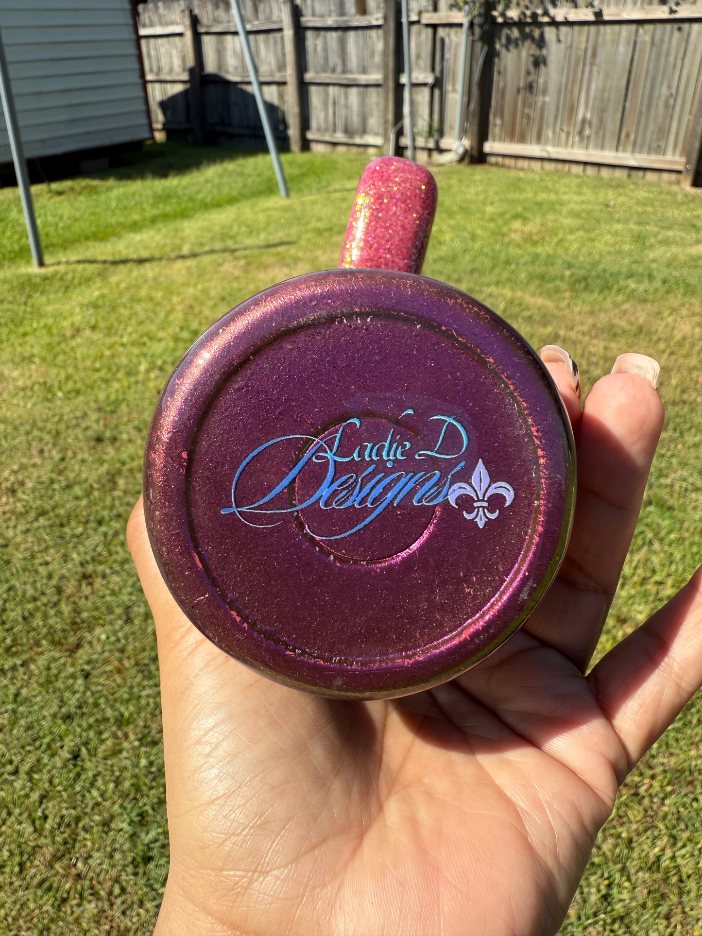 RTS - 40oz with Handle - Roses in Rosé with Gold Flakes