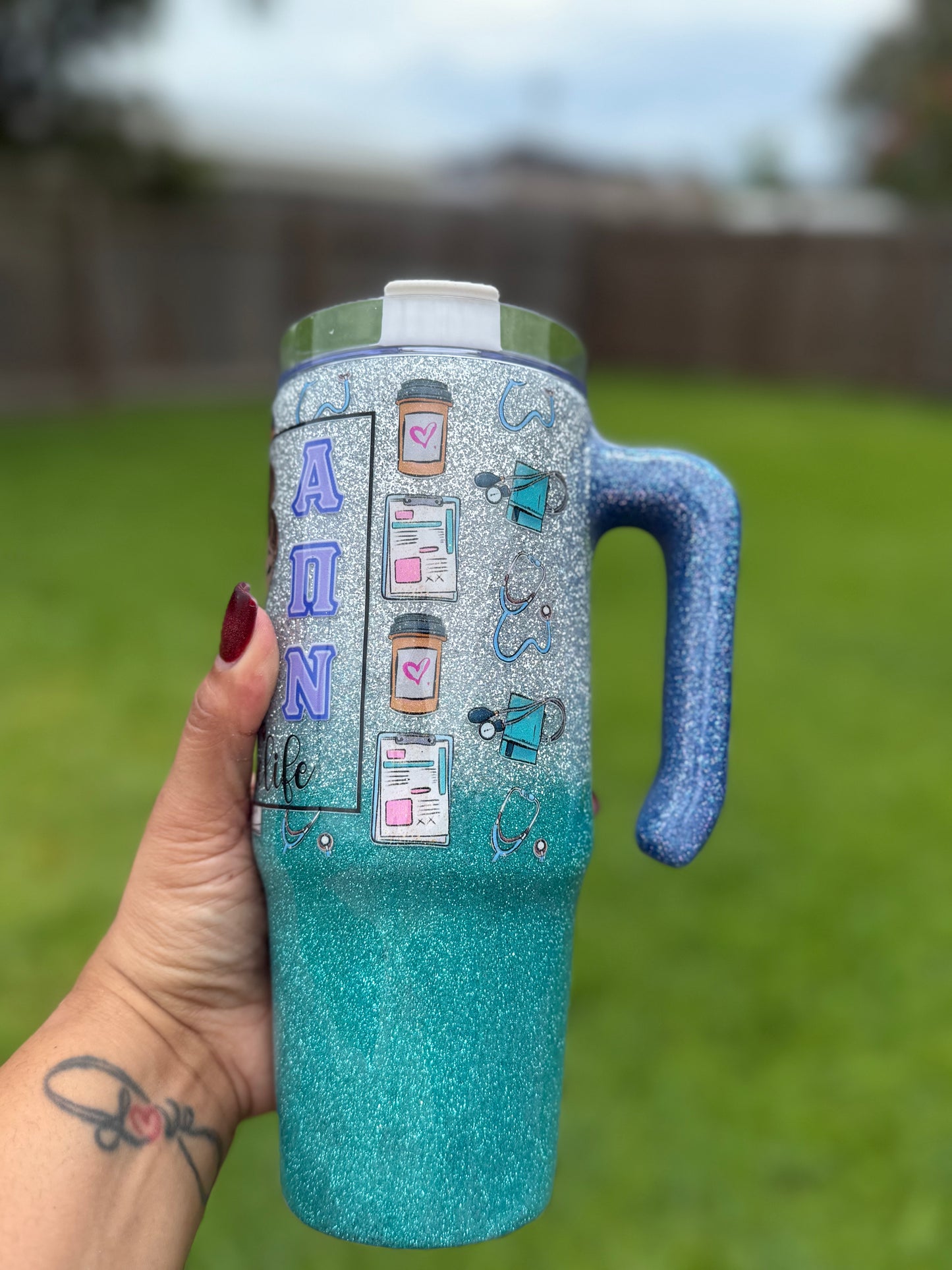 Epoxy Tumbler - 30oz with Handle Tumbler