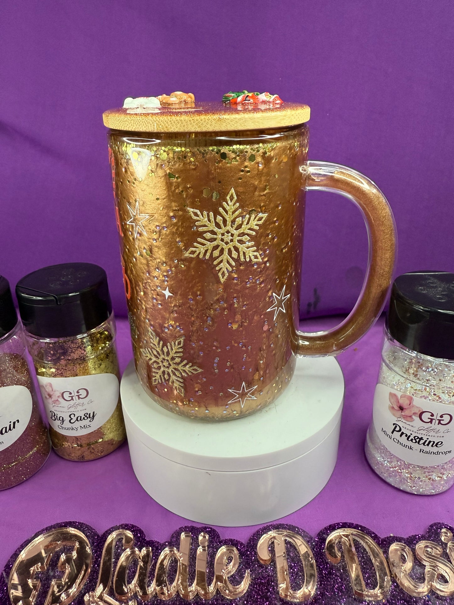 RTS - Old Fashion Hot Cocoa SnowGlobe Mug