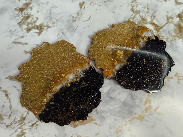 Black & Gold Resin Wine & Shot Glass Tray with Serving Tray & 2 Coasters